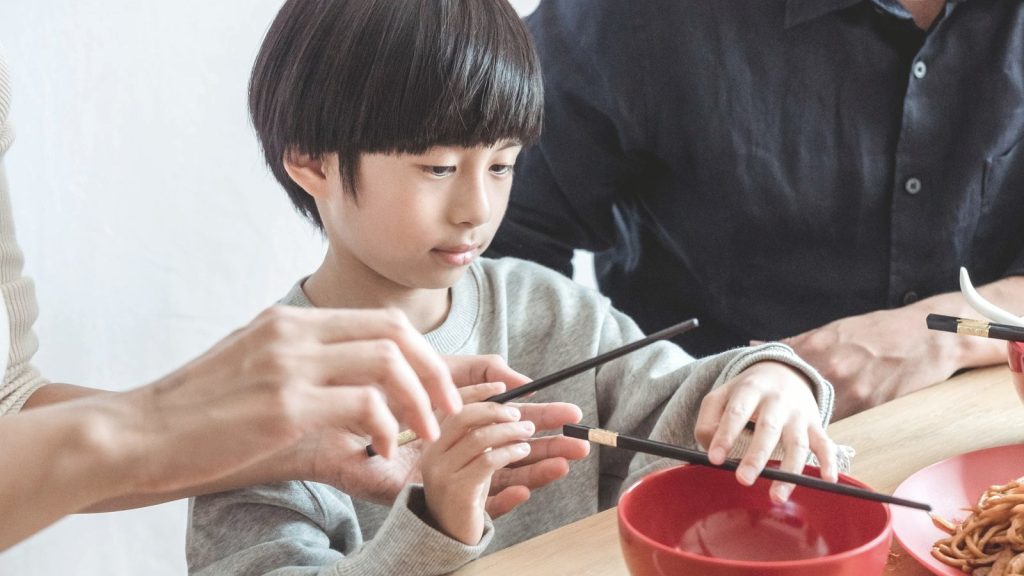 Family Comes First: How to Navigate Group Decisions When Selling to Chinese Buyers